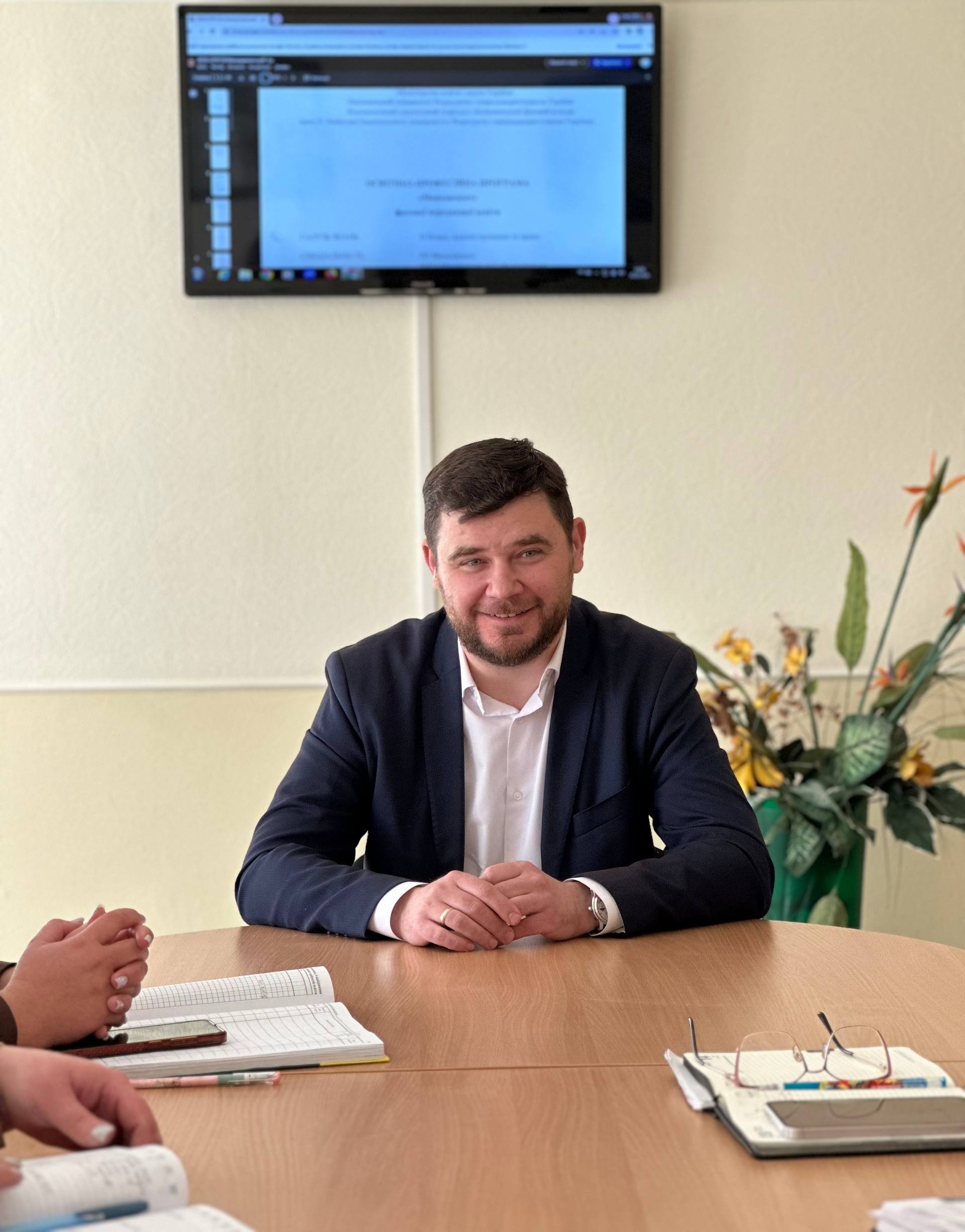 ПРОФЕСІЙНИЙ ДІАЛОГ: ОБМІН ДОСВІДОМ ТА СУЧАСНІ ПІДХОДИ ДО ЕКОНОМІЧНОЇ ОСВІТИ