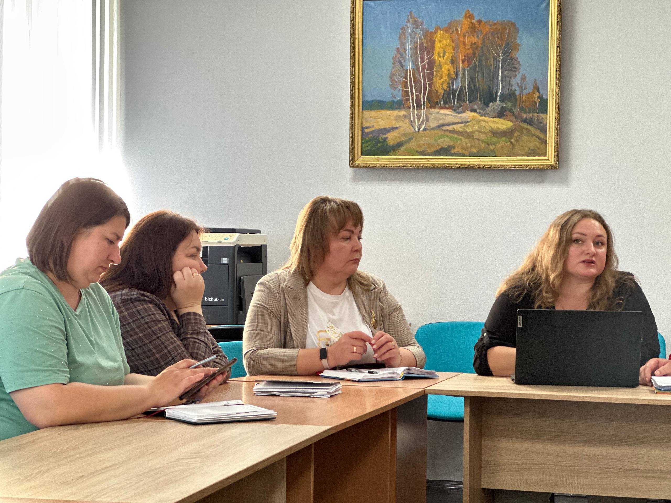 СПІВПРАЦЯ ОСВІТИ ТА БІЗНЕСУ: ЗУСТРІЧ ЦИКЛОВОЇ КОМІСІЇ ЕКОНОМІЧНО-ОБЛІКОВИХ ДИСЦИПЛІН ІЗ ПРЕДСТАВНИЦЕЮ КОМПАНІЇ EVA